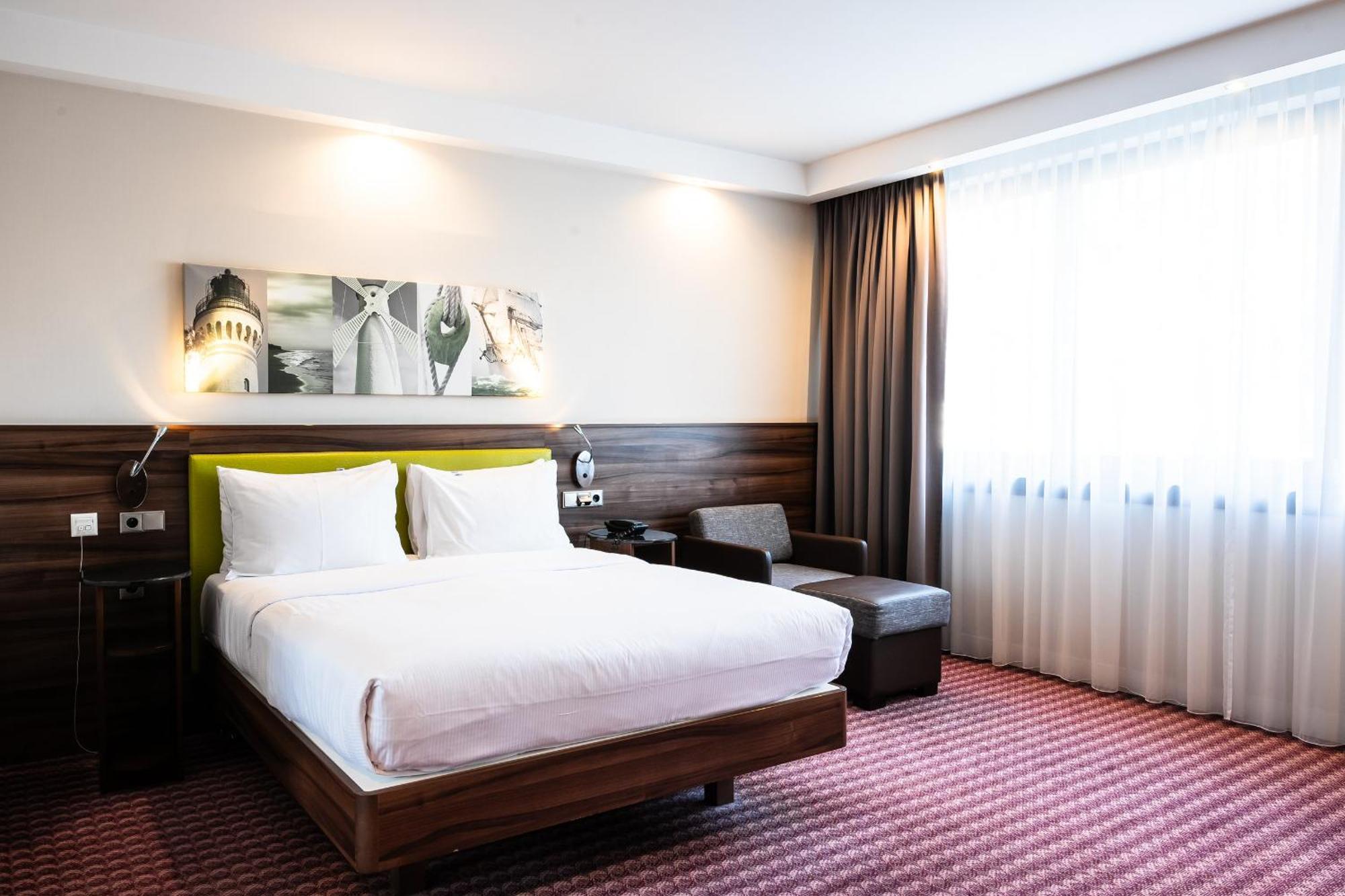 Hotel Hampton By Hilton Świnoujście Exterior foto